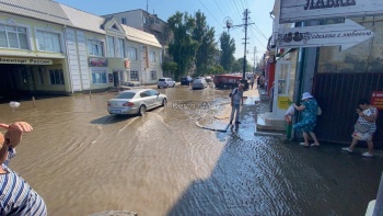 Новости » Общество: В Керчи начали прием документов у предпринимателей, пострадавших при потопе