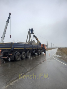 Новости » Общество: Строительство новых линий заканчивает керченский РЭС в Аджимушкае