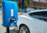 Новости » Общество: На дорогах Крыма появятся зарядные станции для электромобилей