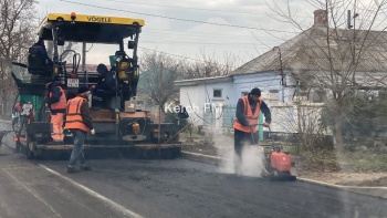 Новости » Общество: В Керчи возобновили работы по ремонту дорог