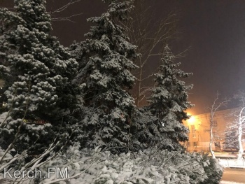 Зимняя сказка пришла в Керчь (фото, видео)