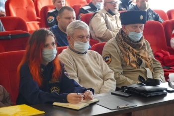 Новости » Общество: Керчан приглашают вступить в координационно-волонтерский штаб