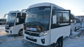 Новые автобусы вышли на пригородные маршруты Ленинского района