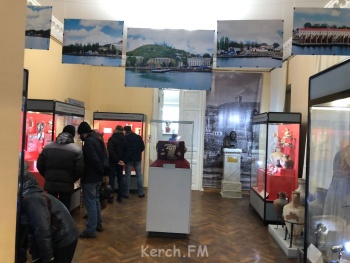 Десятки керчан посетили керченские музеи 18 марта