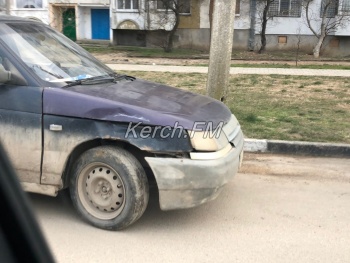 Новости » Криминал и ЧП: Ещё одно ДТП произошло в Керчи вечером