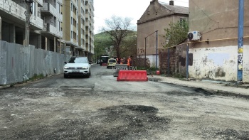 Новости » Общество: По некоторым дорогам в центре Керчи снова затруднен проезд