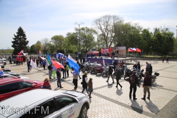Новости » Общество: Керчане на машинах и мотоциклах стали частью Всероссийского автопробега