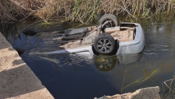 В Крыму автомобиль упал в реку, водитель погиб