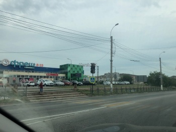 На Ворошилова и КУОРе отключены светофоры