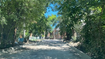В переулке Новокарантинный приступили к ремонту дороги