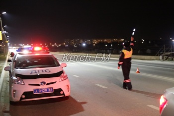 Новости » Общество: За три дня в Керчи поймали 15 водителей, выехавших на встречку