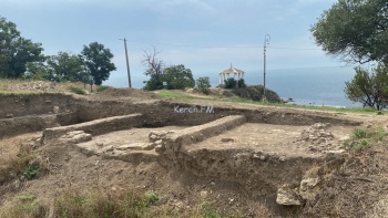 Новости » Общество: В археологическом комплексе «Древний город Мирмекий» развернулись раскопки