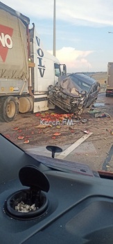 На автоподходах к Крымскому мосту вчера произошла серьёзная авария