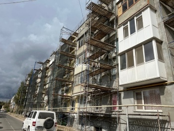 Новости » Общество: На Горбульского капитально ремонтируют несколько многоэтажек