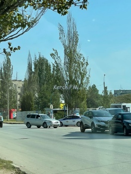 Новости » Криминал и ЧП: На автовокзале Керчи произошла авария