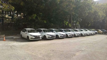 Новости » Общество: В медучреждения Крыма отправили 49 новых автомобилей