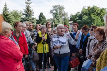 Новости » Общество: В Керчи прошла пешеходная экскурсия «Учебные заведения дореволюционной Керчи»