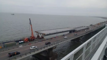 Новости » Общество: На Крымском мосту завершили надвижку всех пролетов