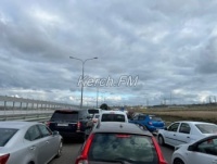 Завтра движение легковых автомобилей по Крымскому мосту опять приостановят