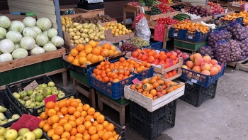 Обзор цен на овощи и фрукты на рынке около СРЗ на 16 декабря