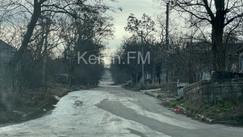 Новости » Общество: На ул. Желябова произошел порыв водовода