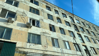 Новости » Криминал и ЧП: В общежитии на Блюхера произошел пожар