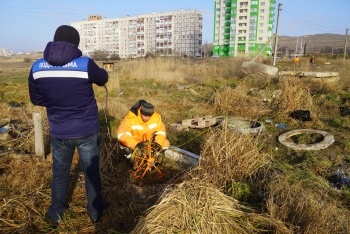 Новости » Общество: К обследованию системы канализации на Донского и Рыбаков приступили в Керчи