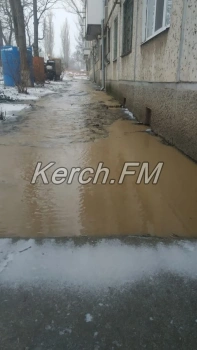 Прокуратура займется подрядчиком, который вновь порвал магистральный водовод в Керчи