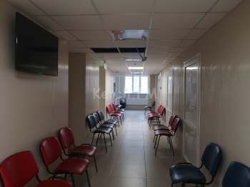 Женскую консультацию в Керчи ремонтируют после торжественного окончания ремонта