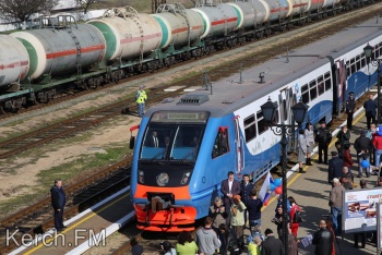 В мае в Крым запускают 10 дополнительных поездов