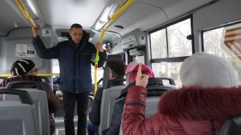 Новости » Общество: Керчане просят заменить автобусы, которые ходят по маршруту № 19
