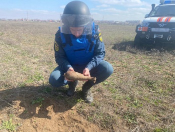 Новости » Общество: В Марьевке и Багерово нашли боеприпасы времен ВОВ