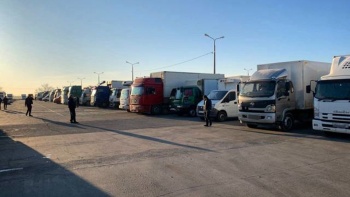 Новости » Общество: В Краснодарском крае в очереди на Керченскую переправу ожидают 272 машины