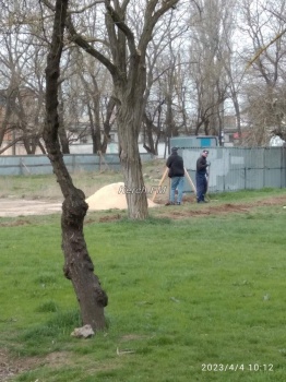 В Комсомольском парке начались работы на зелёной зоне