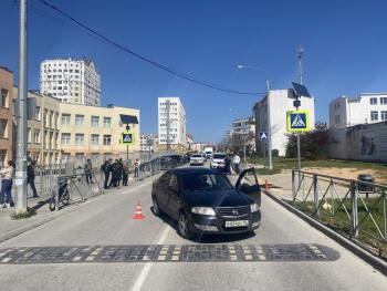 Новости » Криминал и ЧП: В Севастополе на пешеходном переходе сбили и переехали ребенка