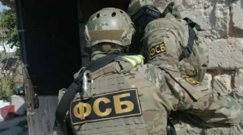 Новости » Криминал и ЧП: ФСБ задержала подозреваемого в подготовке теракта в Крыму