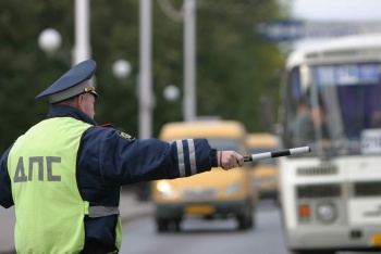 Новости » Общество: На следующей неделе полиция «накроет» проверками керченские автобусы