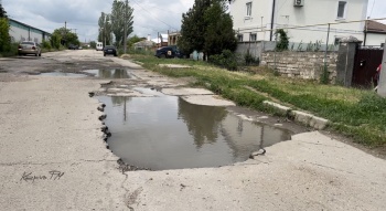 Новости » Общество: Кто думает, что Полевую отремонтировали после потопа в Керчи, тот ошибается
