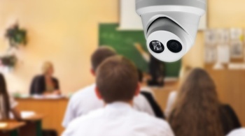 Новости » Общество: Для проведения экзаменов в Крыму и Севастополе установили 2650 видеокамер