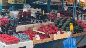 Новости » Общество: Обзор цен на овощи и фрукты на 30 июня в Керчи