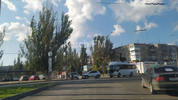 Новости » Криминал и ЧП: Около кольца на автовокзале Керчи произошла авария