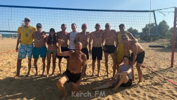Новости » Спорт: Спортивное сообщество "Волейбол в Керчи" приглашает присоединиться любителей спорта