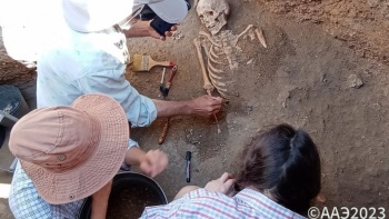 Новости » Общество: В Ленинском районе археологи обнаружили захоронение III века