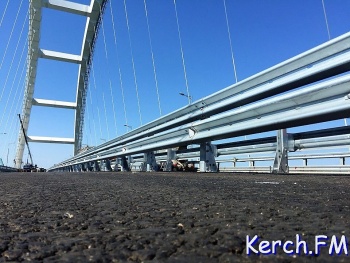 Новости » Общество: Завтра Крымский мост закроют на ремонт уже днем