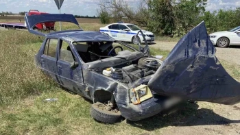 Новости » Криминал и ЧП: В Крыму погиб водитель опрокинувшейся легковушки