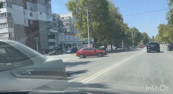 Новости » Криминал и ЧП: На Генерала Петрова в Керчи произошла авария