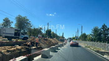 Новости » Общество: На Чкалова собираются пробки из-за ремонтных работ