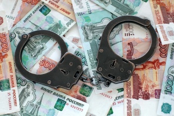 В Севастополе задержан курьер мошенников, успевший обмануть пенсионеров на 2 млн рублей