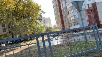 Новости » Общество: В Керчи на Генерала Петрова произошел очередной порыв водовода