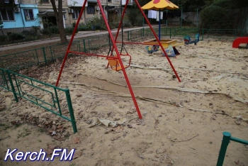 Эксперты ОНФ в Крыму призвали следить за безопасностью детских дворовых площадок